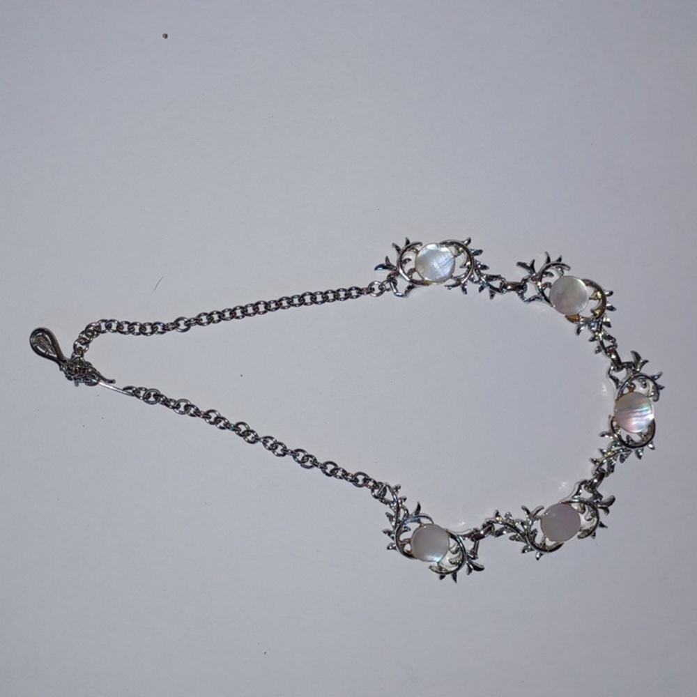 Sliver necklace